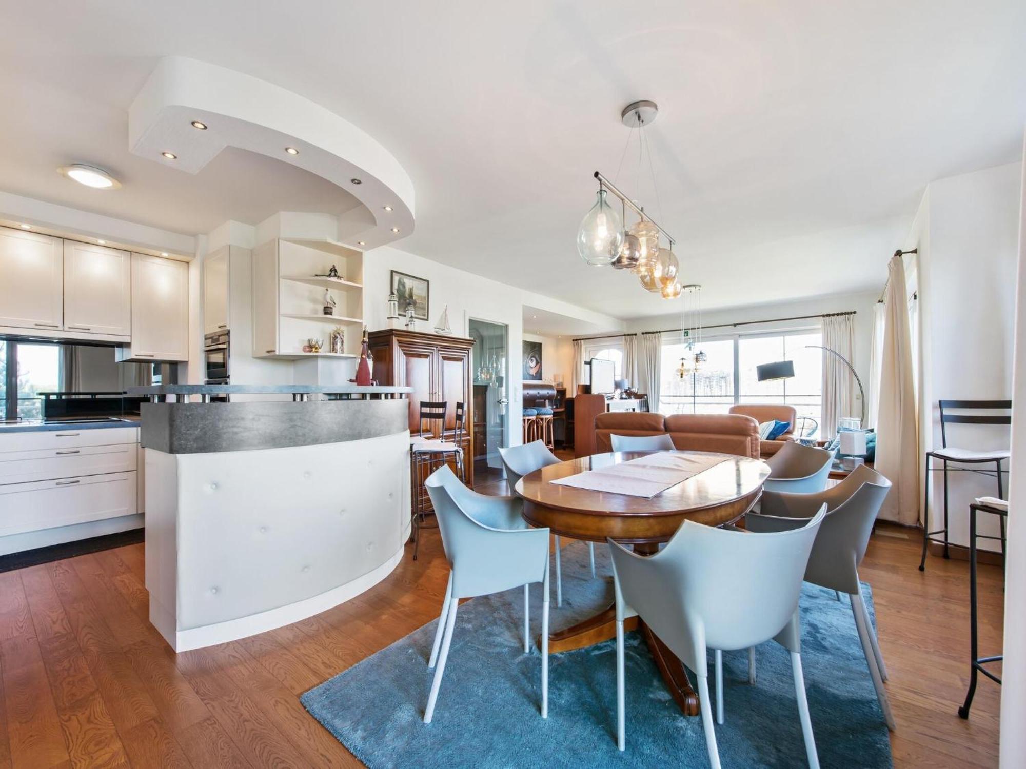 Appartement Castle Apartment With Marina View, Cleaning Included