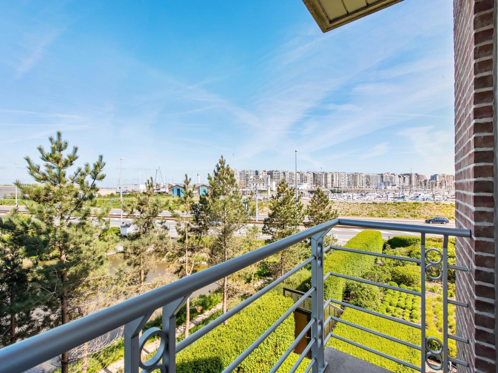 Castle Apartment With Marina View, Cleaning Included Appartement